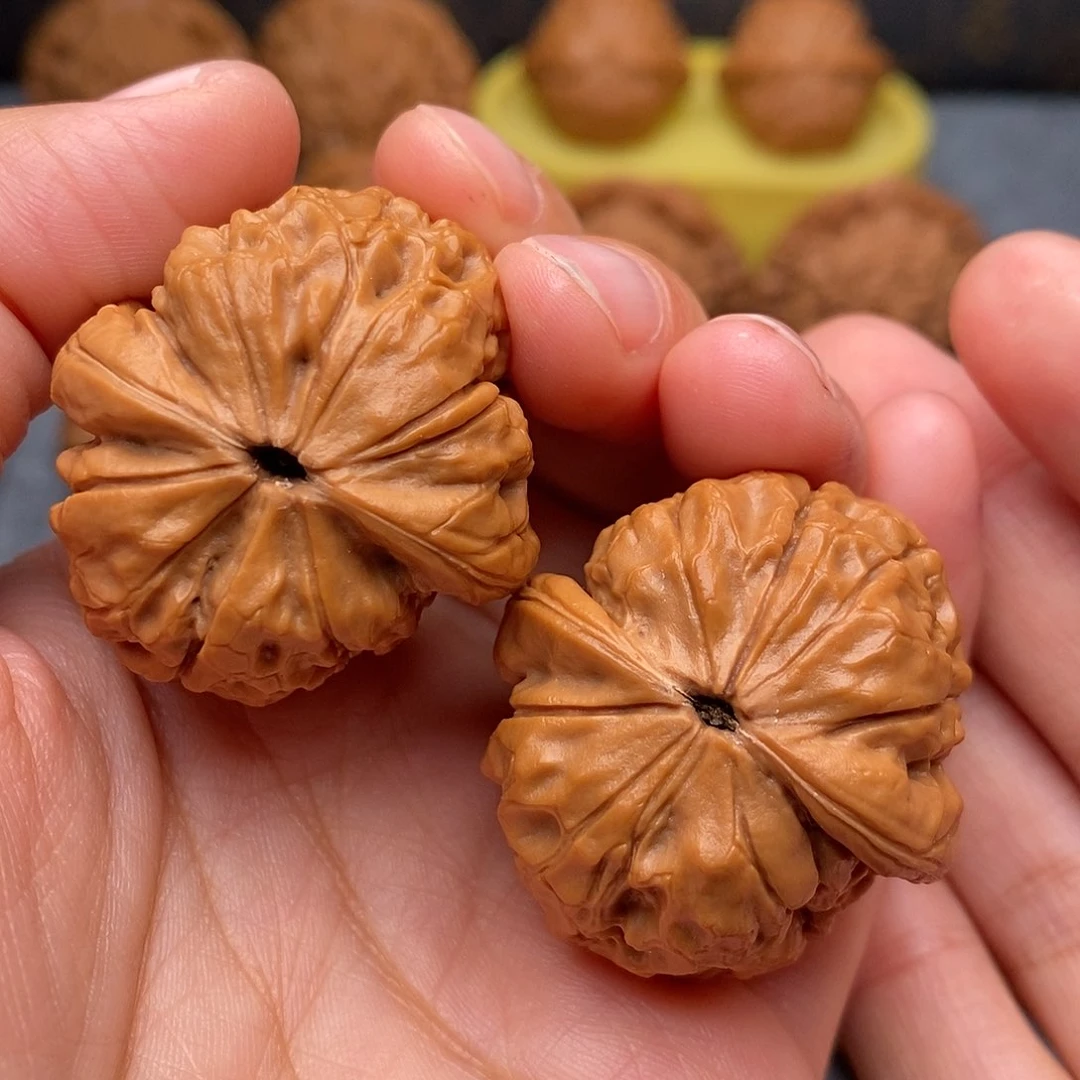 桃核把件甲骨纹35全品