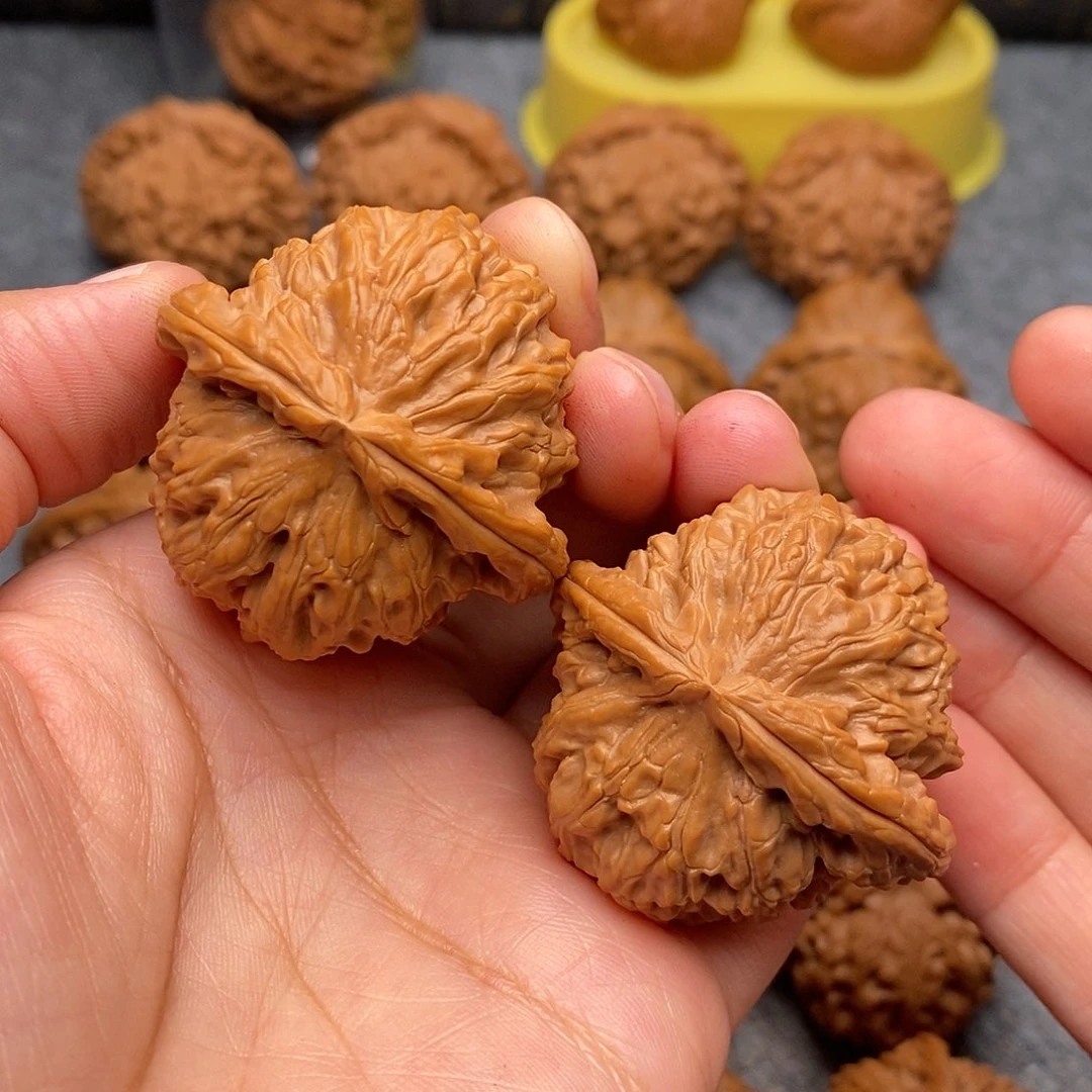 文玩核桃把件白狮子43全品