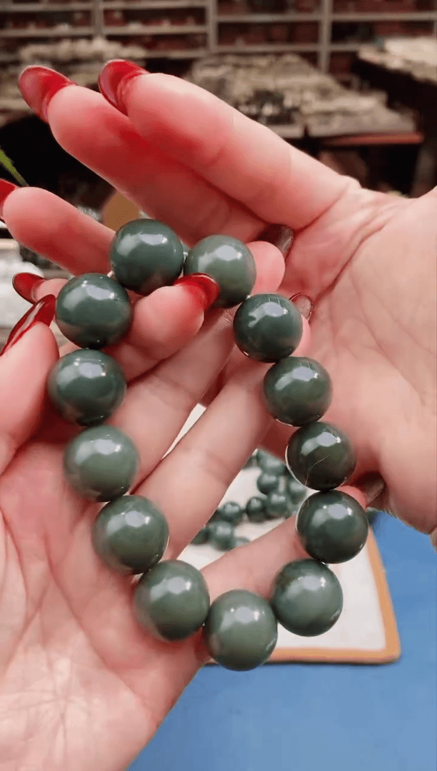 【闪购商品】和田玉手串未镶嵌新疆且末料18多样性发货