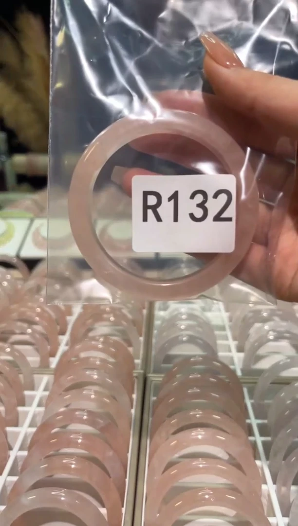 【闪购商品】水晶手镯未镶嵌马粉132