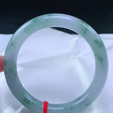 翡翠手镯（圆镯）未镶嵌92 号手镯