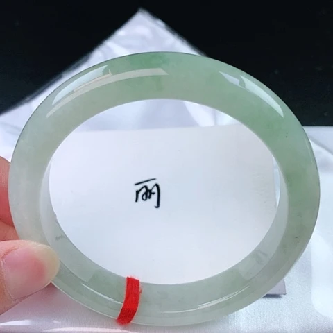 翡翠手镯未镶嵌68号手镯61.4圈