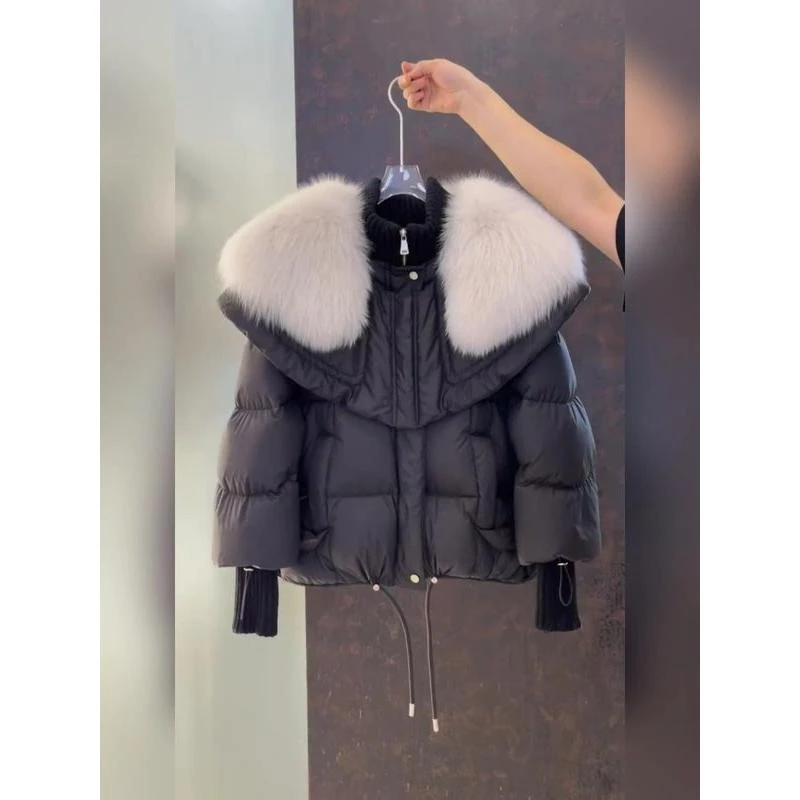 2023冬季新款欧货爆款平湖感好看小香风黑色短款羽绒服女款