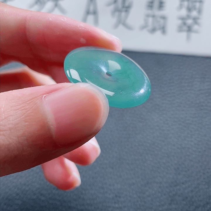 翡翠颈饰未镶嵌999999999