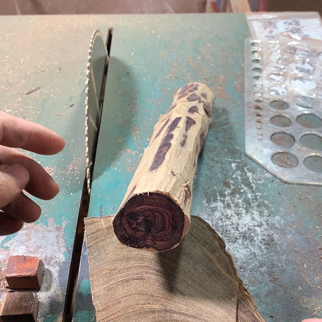 【闪购商品】紫檀柳手串疯*定制开料