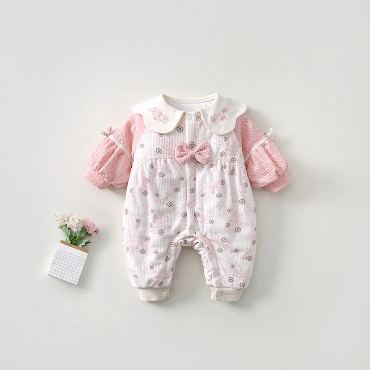 婴儿外出衣服宝宝满月连体衣爬服公主秋冬款哈衣洋气百天薄棉超萌