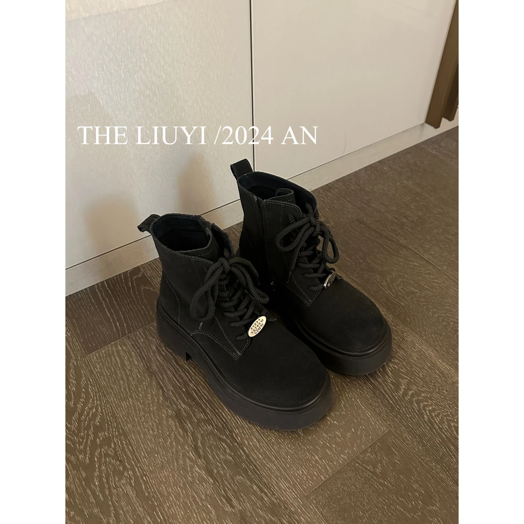 【LIUYI】时尚英伦风靴子牛皮厚底马丁靴6717