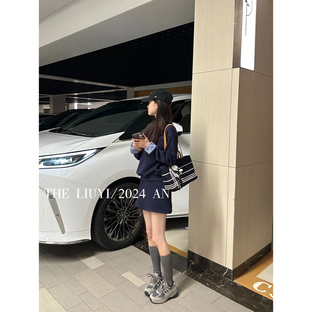 【LIUYI】舒适圈~拼接撞色卫衣上衣+A字半身裙两件套48284