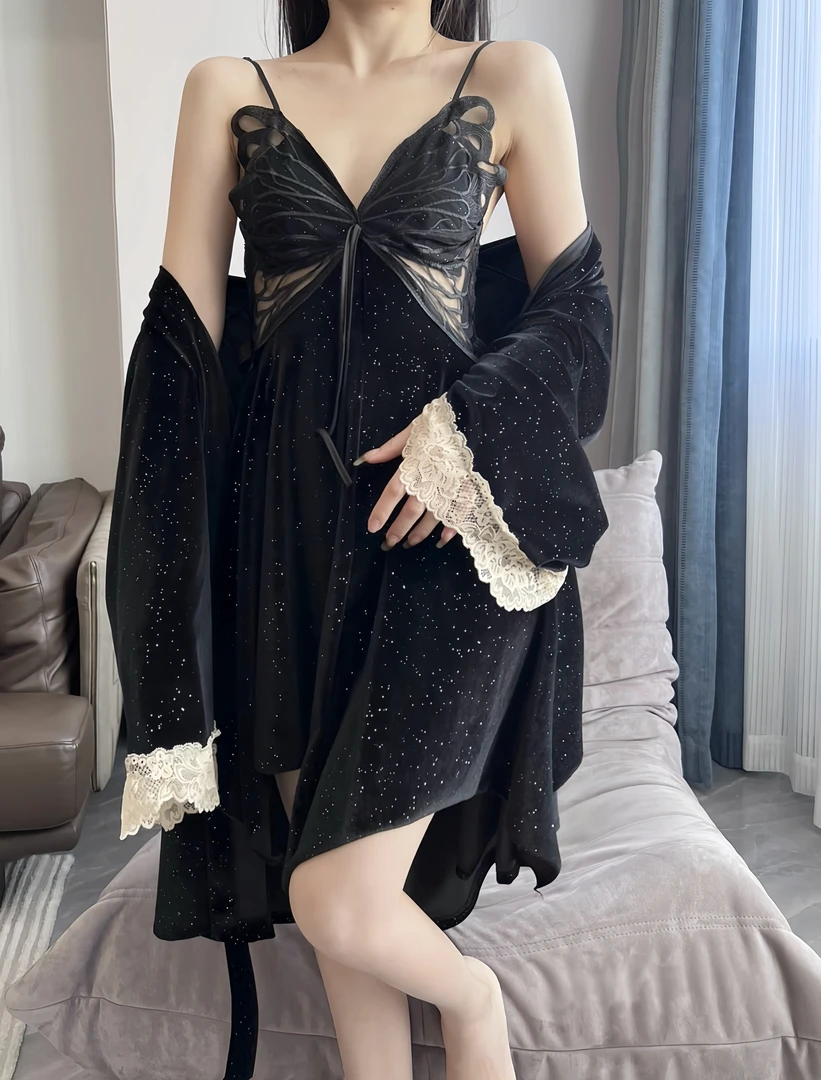 睡衣女秋冬季2023年新款金丝绒长袖睡袍性感带胸垫蝴蝶结吊带套装