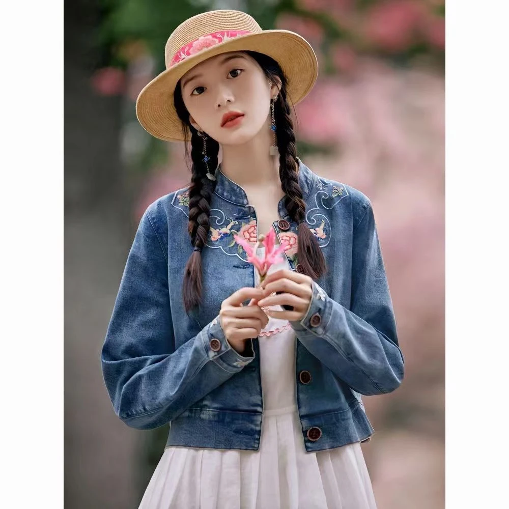 宫庭风立领刺绣复古牛仔小外套女春秋新款修身百搭小个子短款夹克