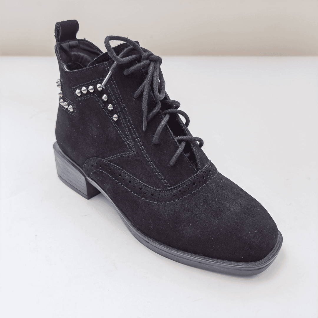 正常尺码  时尚女靴    G9603-150 黑色