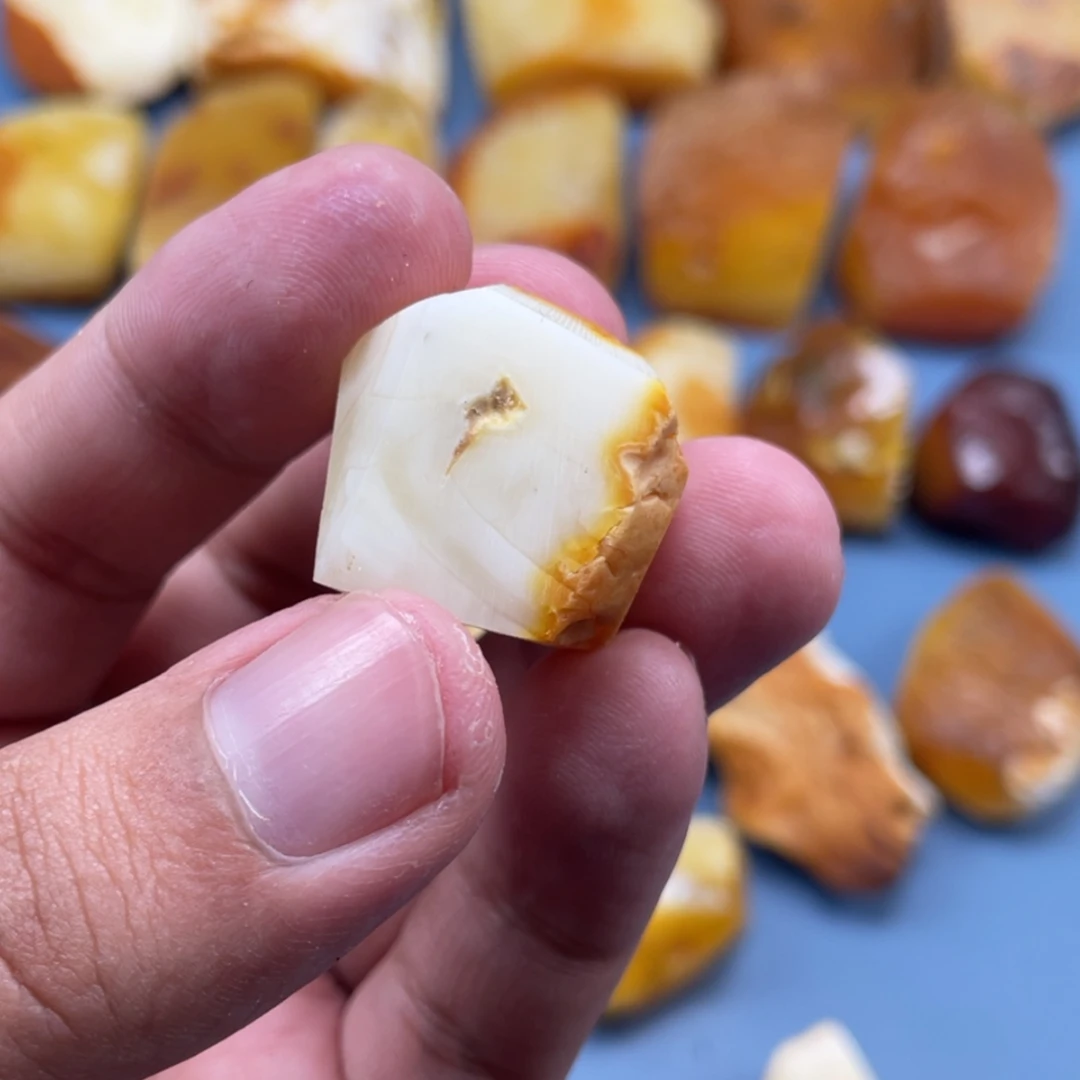 【闪购商品】定制琥珀未镶嵌虫*～