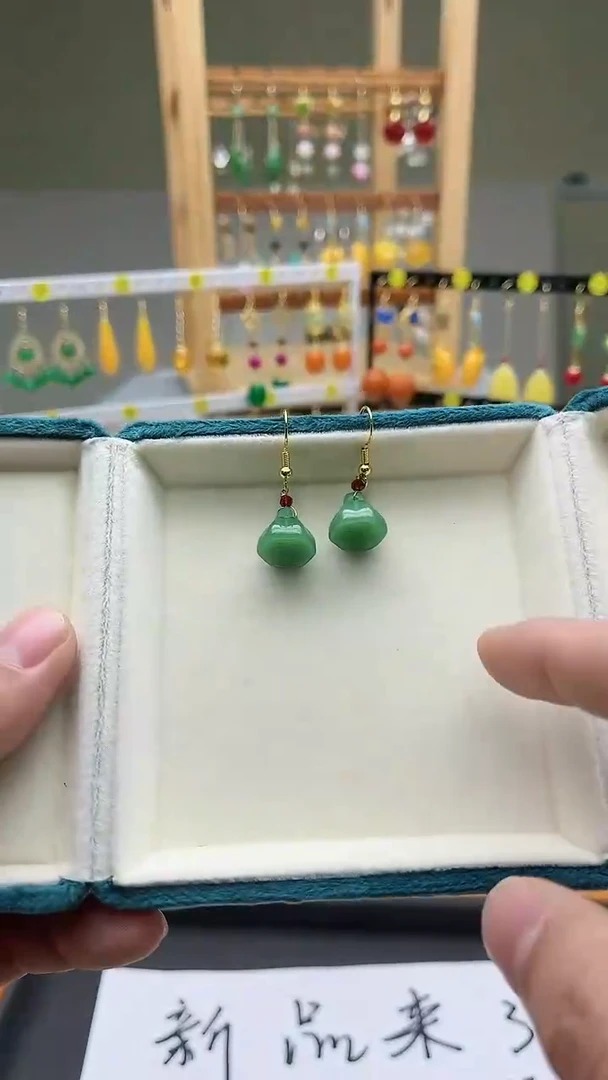 【闪购商品】水晶耳饰未镶嵌b97