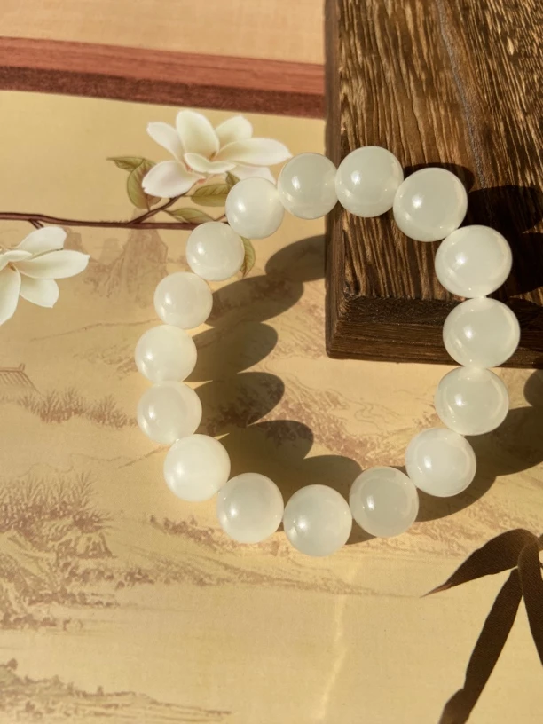 天然和田玉青海老坑料高冰白手串12毫米珠径女士手链白色单圈气质