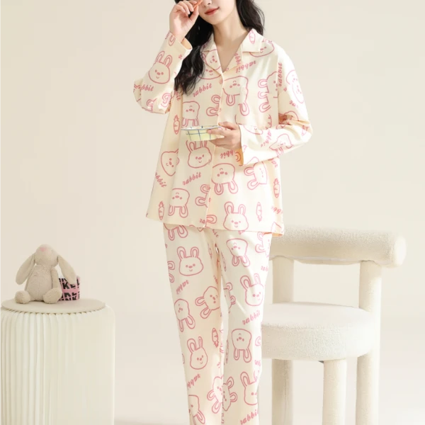 91616 新款 粉小兔睡衣 舒适卡通印花带胸垫长袖长裤家居服套装