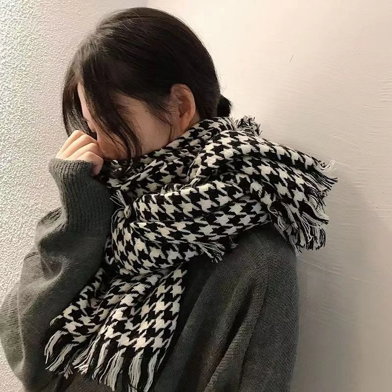 纽维尼2024新款围巾女百搭千鸟格秋冬季保暖搭子网红爆款围脖女
