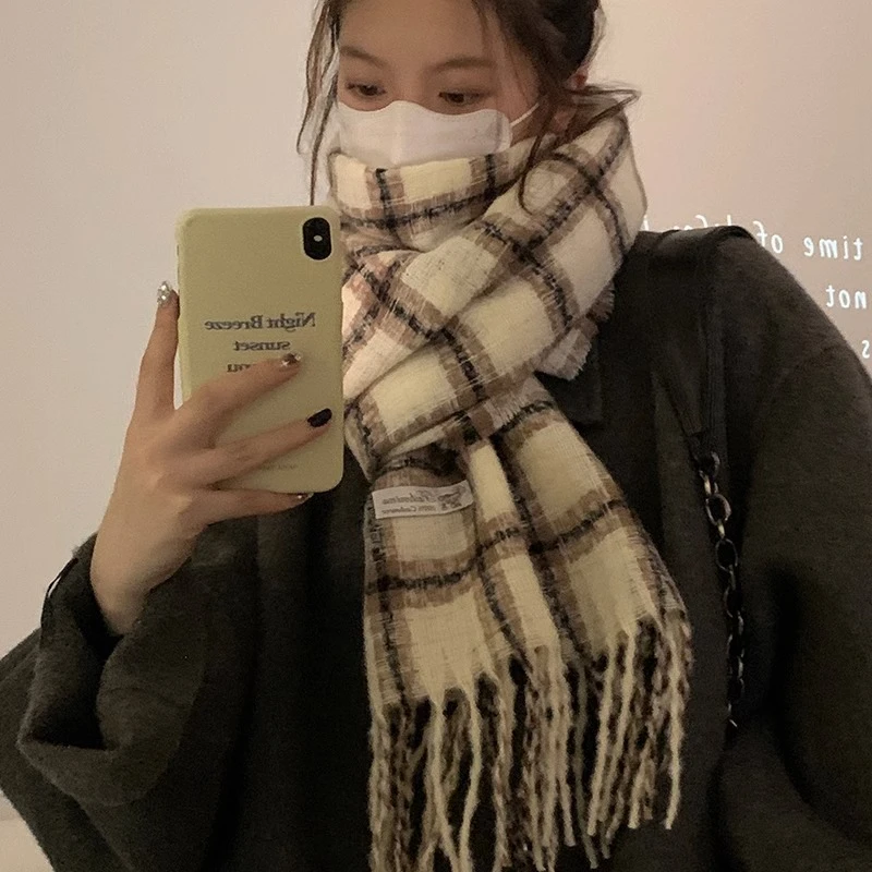 围巾女款冬季围脖女款爆款2025新款很流光风冬天男送给女朋友毛线