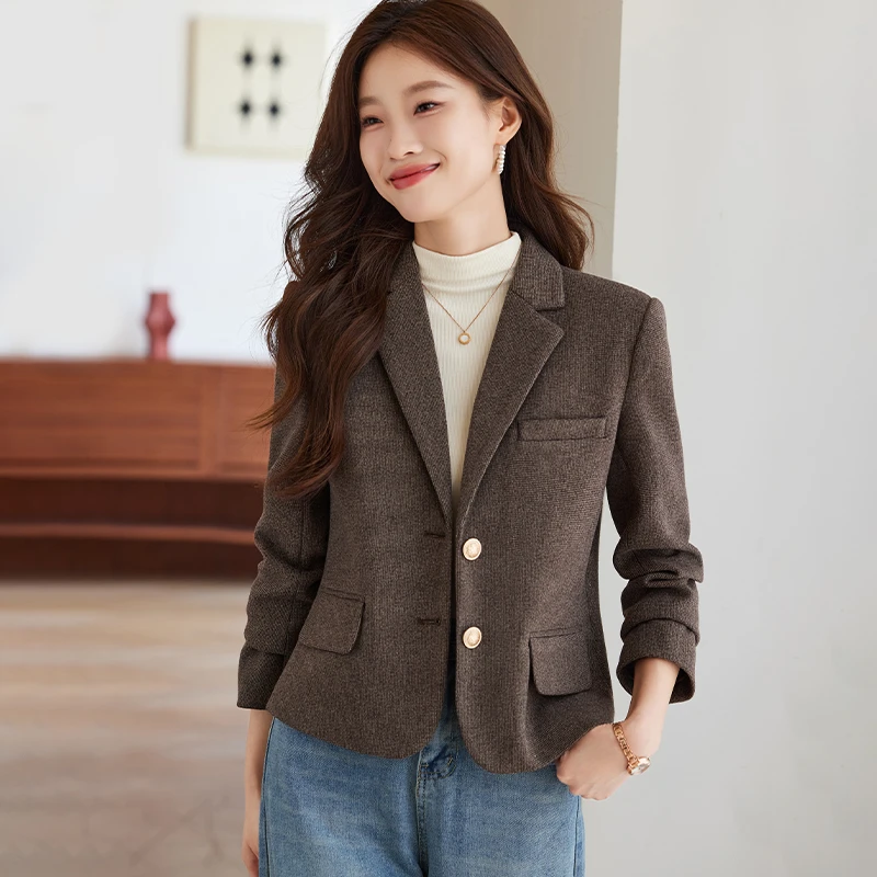 咖色毛呢西装外套女春秋2025新款气质小个子休闲加厚秋冬西服外套