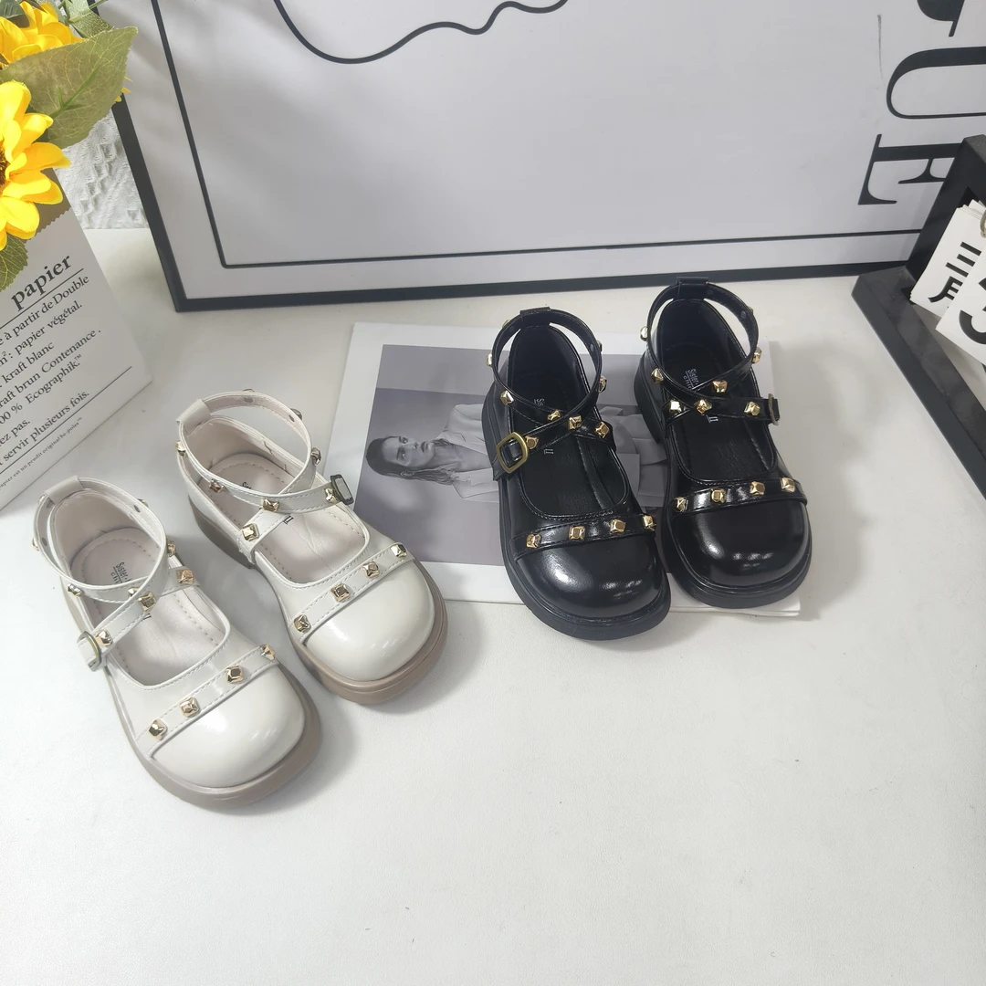 B7  A6617/A6609新款时尚软底小皮鞋