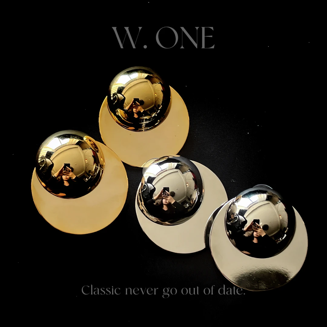 铜合金耳饰 【W. ONE】复古轻奢亮面金属圆形耳环个性小众时尚耳环
