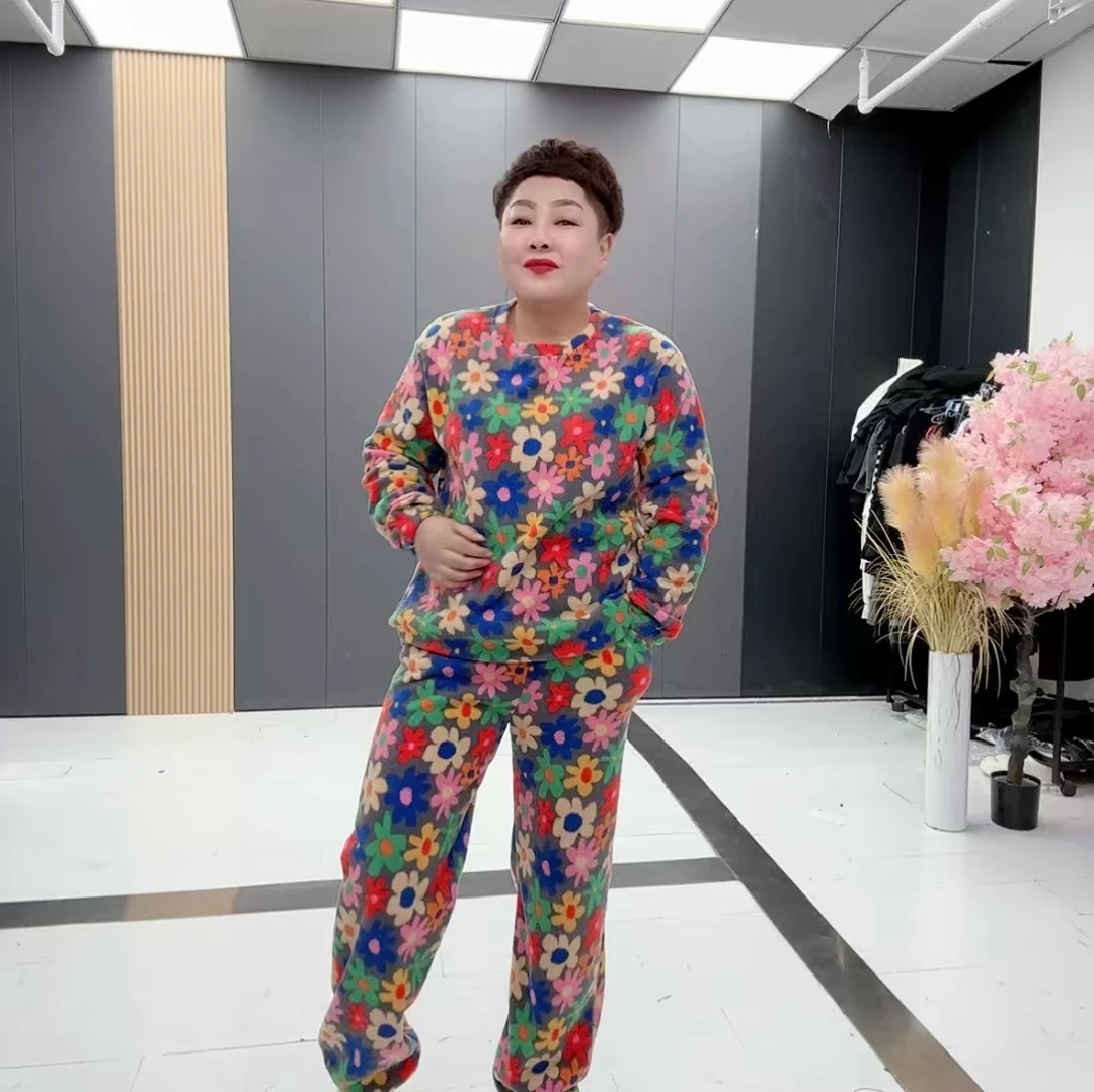 YL922时尚圆领保暖秋冬睡衣女长袖长裤宽松慵懒风家居服套装