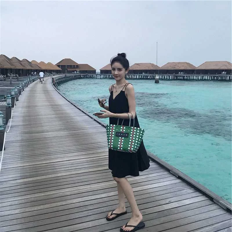三亚海边拍照旅游衣服女出游度假沙滩裙子仙穿搭女装套装连衣裙