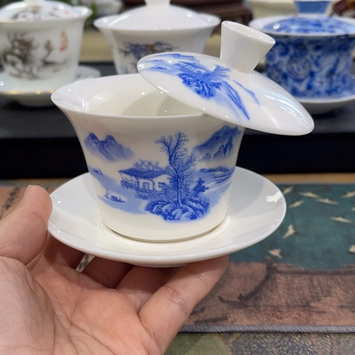 羊脂玉马蹄蓝色山里人家盖碗