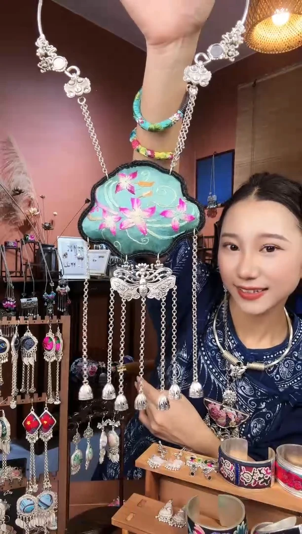 【闪购商品】刺绣纯手工项圈民族风