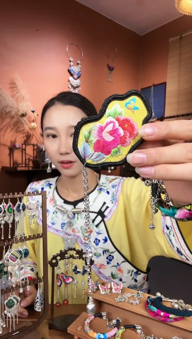 【闪购商品】刺绣纯手工发夹名族风