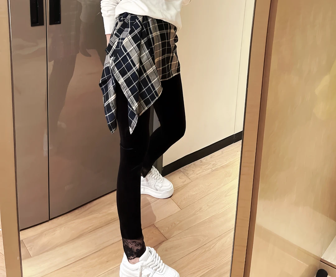 【哝哝服饰】2024春夏欧若风丝绒蕾丝边显瘦瑜伽打底裤CK-0892010