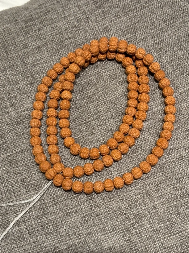 110637 精品小金刚蛤蟆背长串9mm