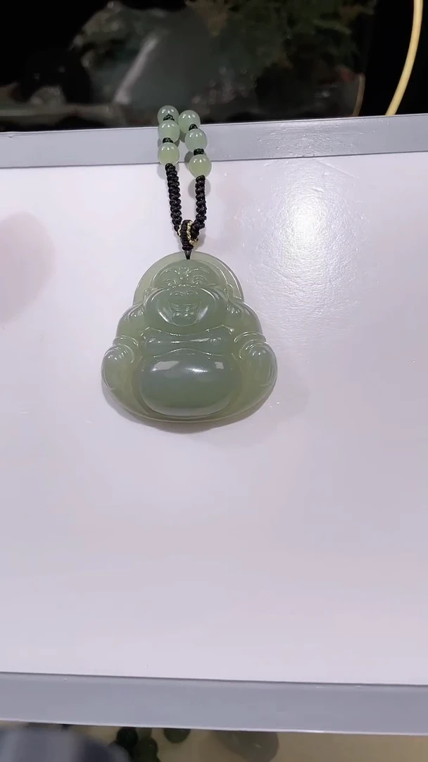 【闪购商品】和田玉吊坠(赠链子)未镶嵌纯天然和田玉佛公吊坠
