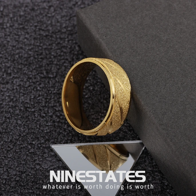 钛钢戒指 霸气高级感轻奢款女男士素圈金色戒指小众情侣手饰品