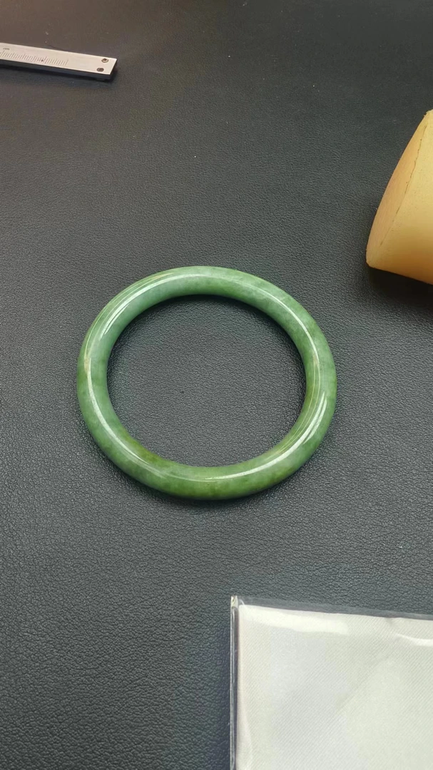 翡翠手镯