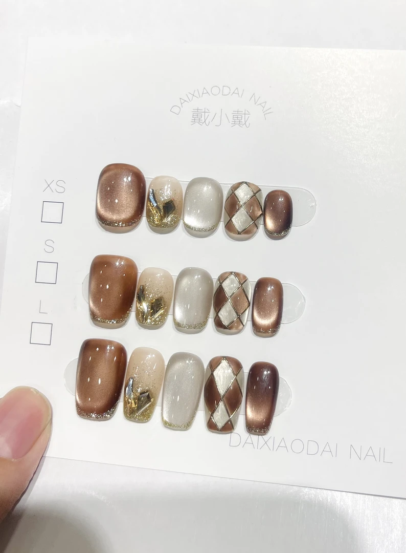 奶咖菱格 戴戴喵美甲 【现货】 设计师轻奢纯手工穿戴甲气质温柔猫