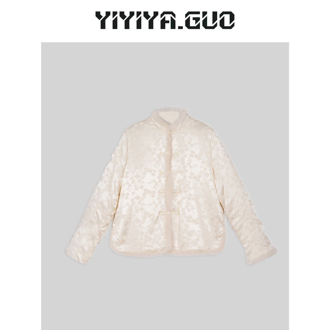 yiyiya.Guo艺艺吖【棉馨语】白色黑色立领外套20242476