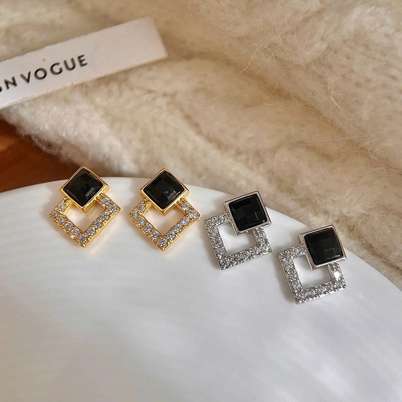 925银耳饰 s925银黑方钻菱形耳钉镶钻几何耳环轻奢感气质复古百搭