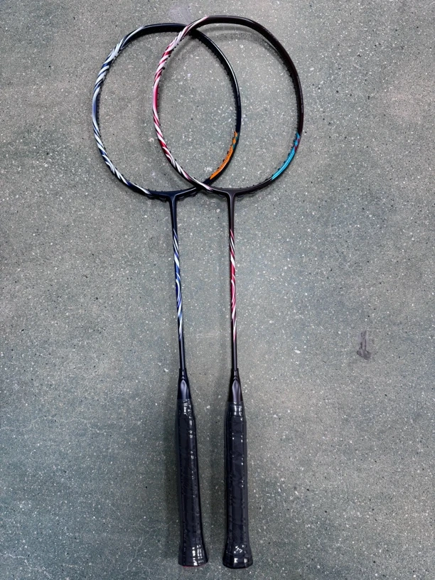 100zz藏青古红色无标高端46T全碳素超轻碳纤维羽毛球拍二次成型拍