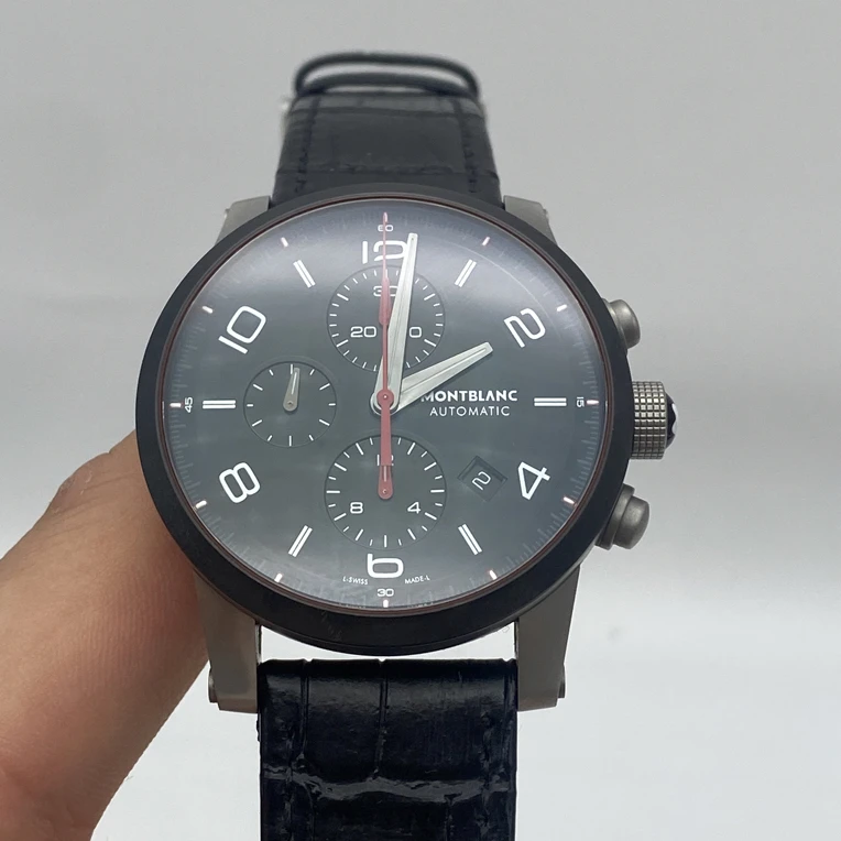 95新 Montblanc/万宝龙 万宝龙时光行者系列 表径：43mm