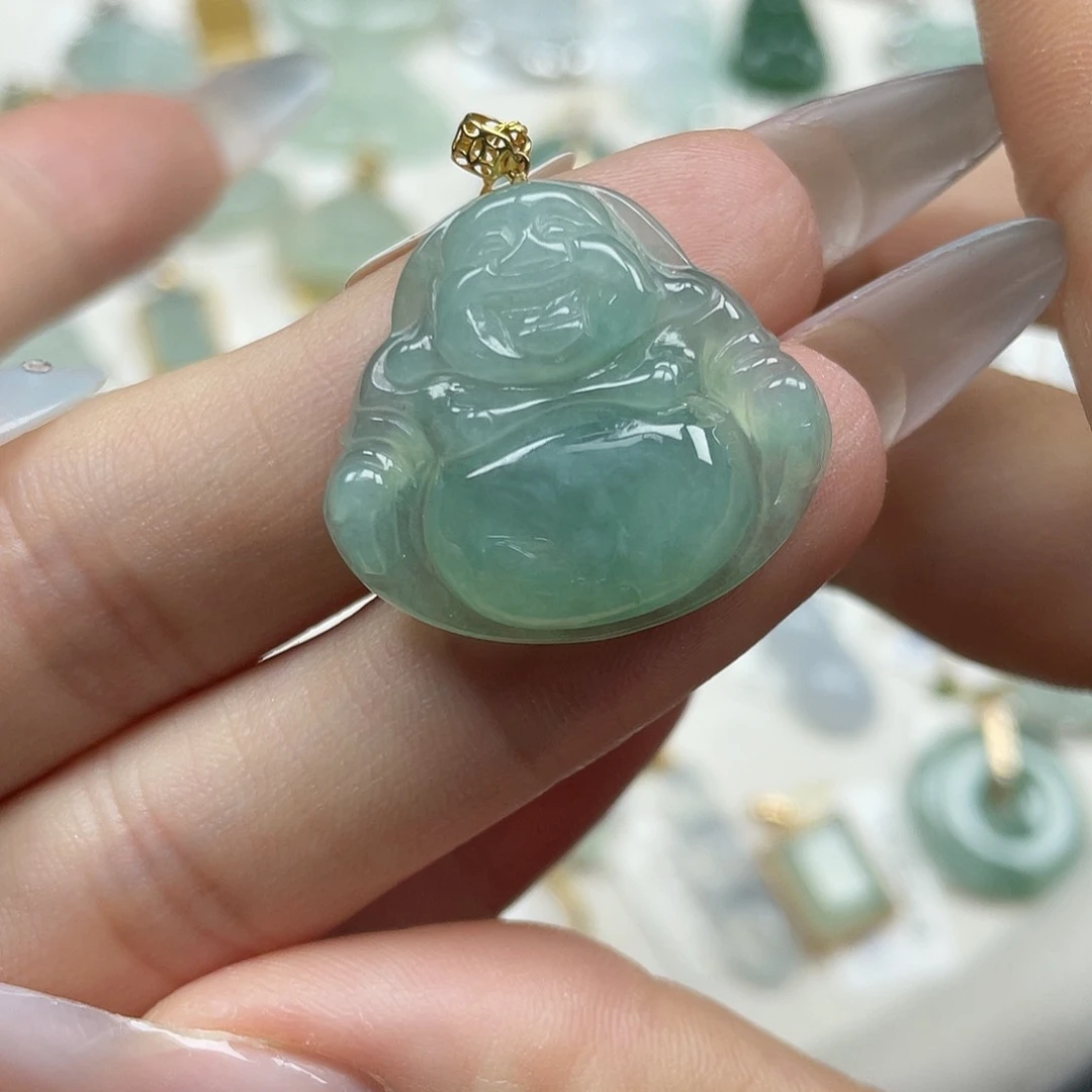翡翠颈饰18K金镶嵌翡翠
