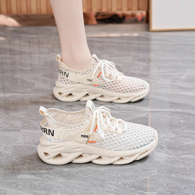 韩版网面老爹鞋2024夏季软底学生运动休闲鞋百搭厚底飞织轻便女鞋
