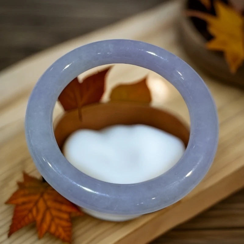 翡翠紫罗兰圆条手镯