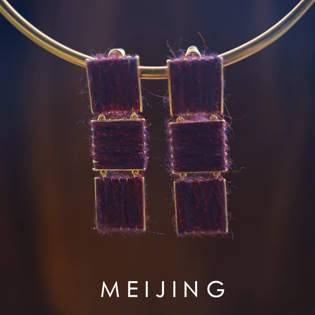 黄铜绒毛耳饰 【岁檀】新中式秋冬淡雅紫色细闪毛衣方片流苏耳环