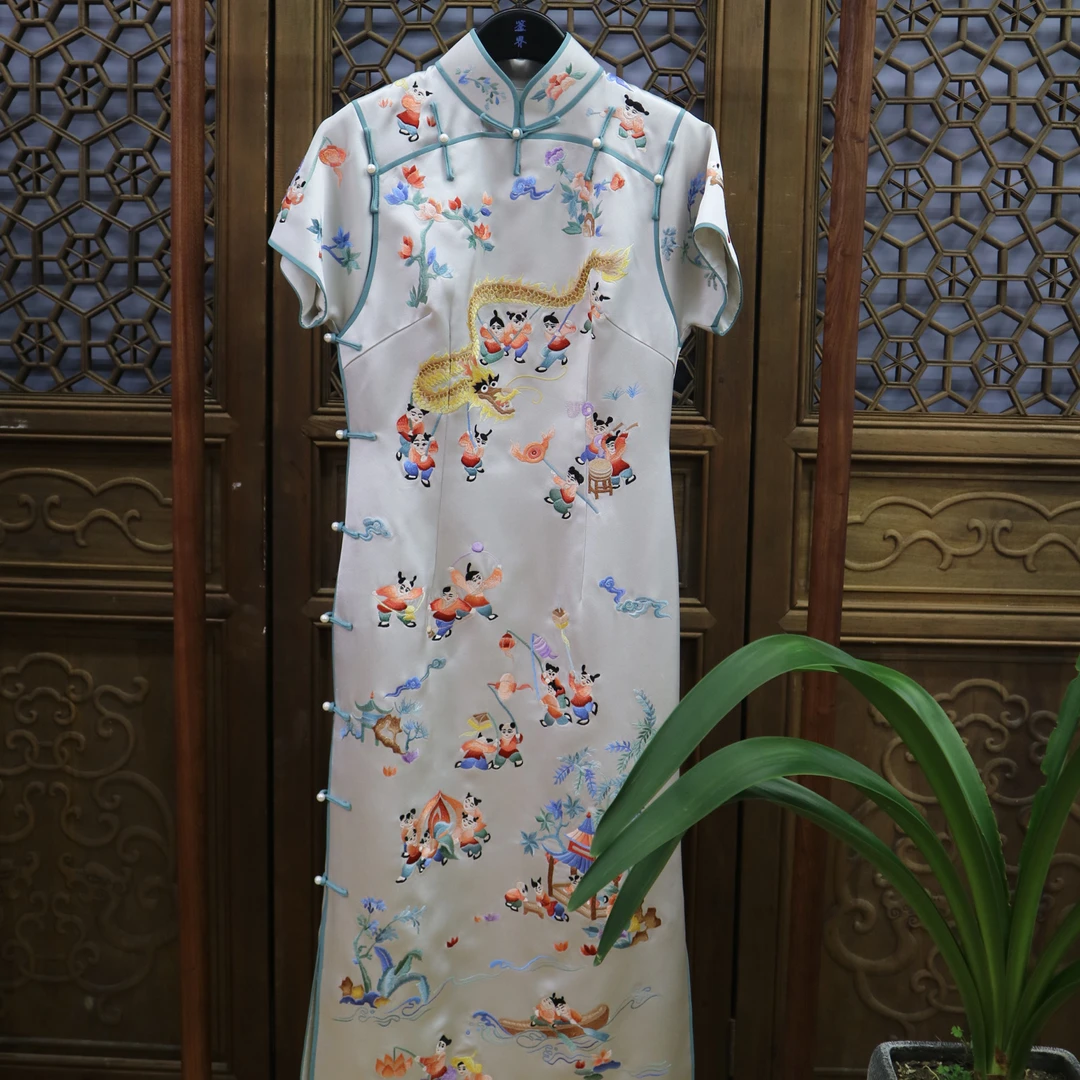 JIANJIE/鉴界上海鉴界抓娃娃百子千孙图｜鉴界｜绣花收藏级旗袍