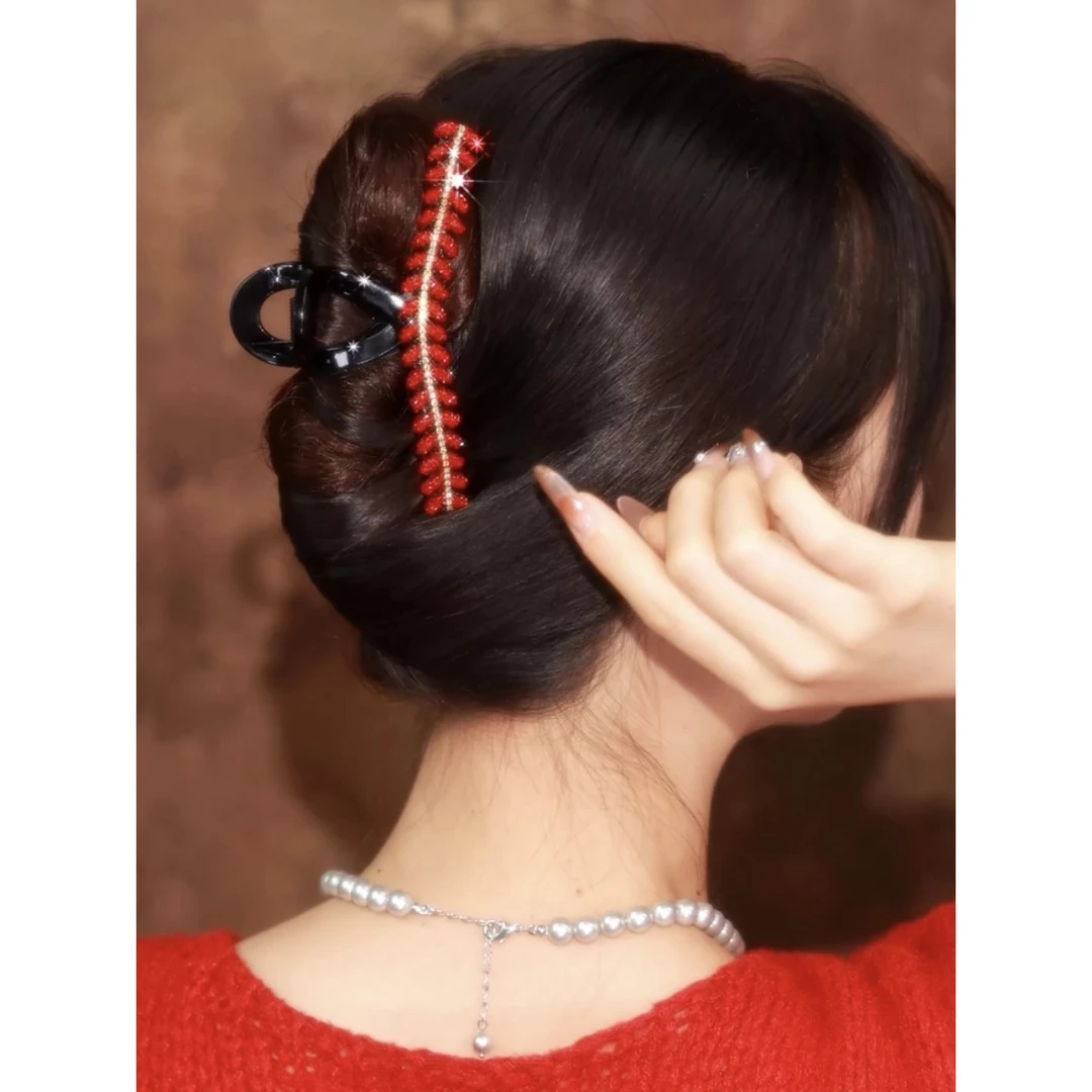 新年红色水钻麦穗抓夹本命年发夹女2024年新款后脑勺盘发抓鲨鱼夹