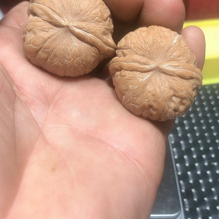 文玩核桃吊坠元宝磨