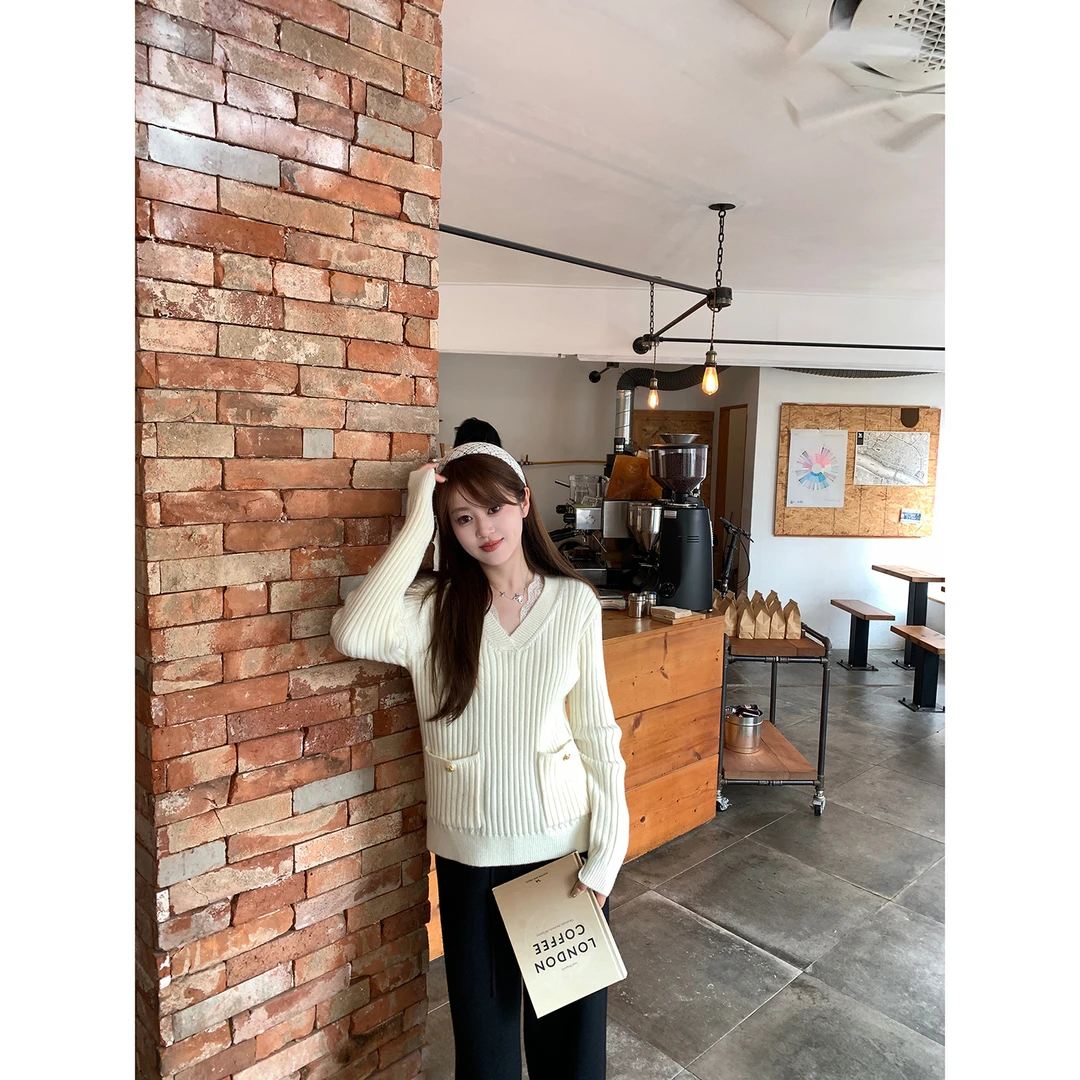 【布莱顿情书】金扣毛衣 Get不费力的时髦 AHY