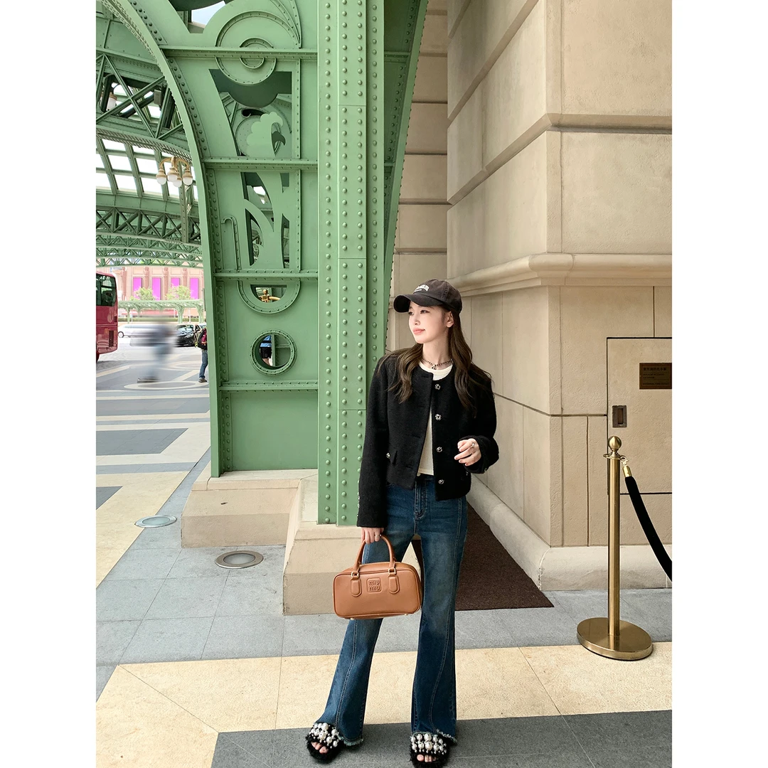 【腿精微喇裤】①条想焊在腿上的高腰微喇牛仔裤！