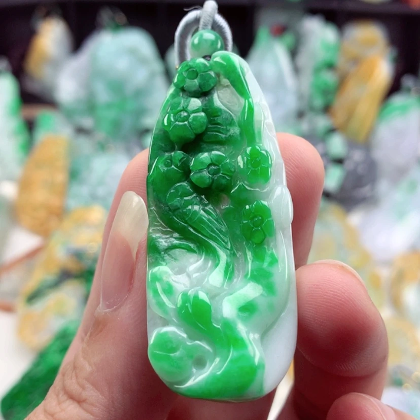 【闪购商品】翡翠吊坠(不含链)未镶嵌