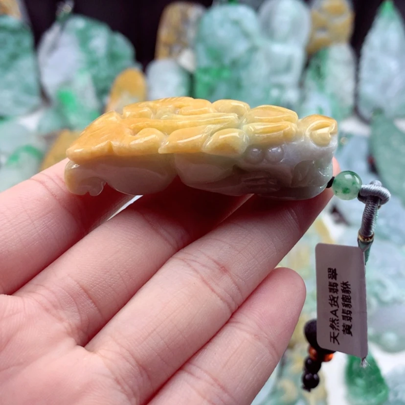 【闪购商品】翡翠吊坠(不含链)未镶嵌